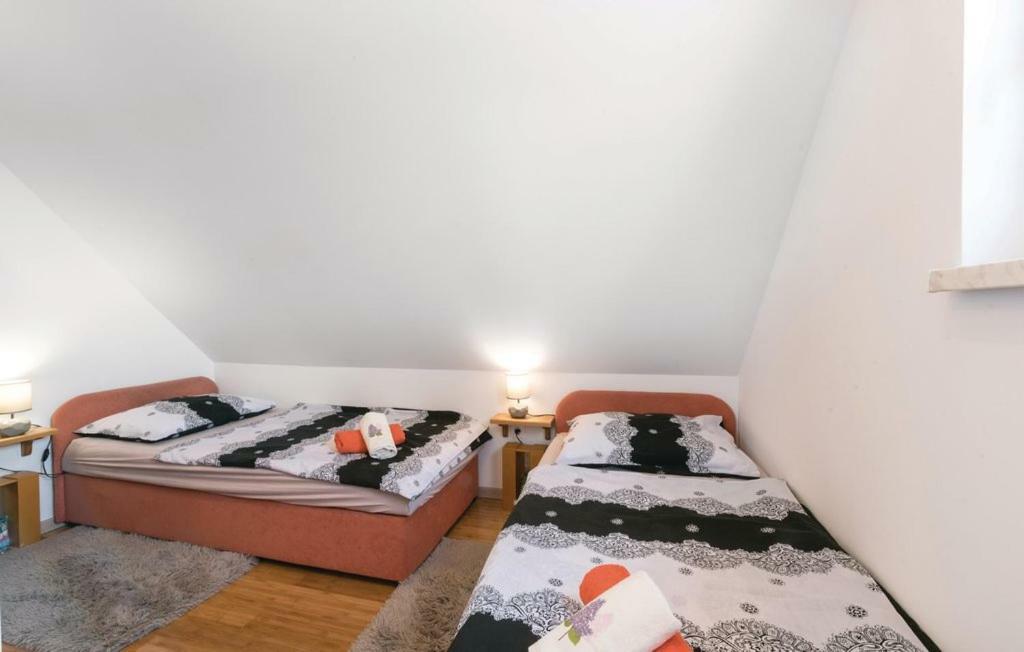 Elizabeta Holiday Home Strigova Buitenkant foto